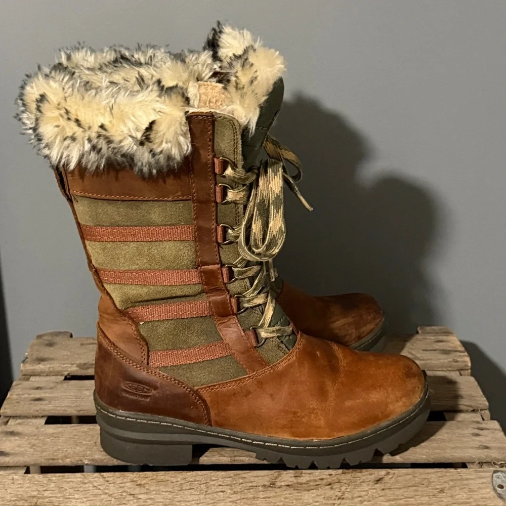 KEEN Tall Wapato Waterproof Lace Up Winter Snow boot Fisherman Core A27‎